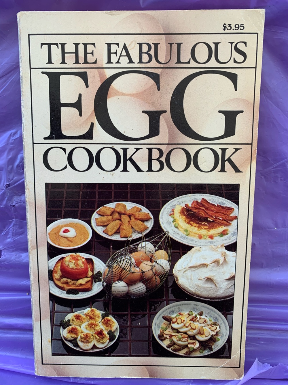 EGG Cookbook – White and Black Vintage Recipe Book